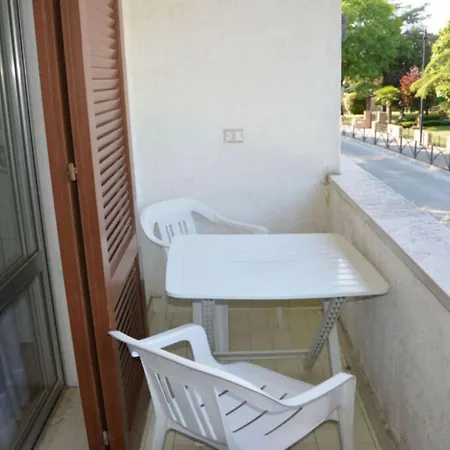 Bright Near The Sea In Appartement