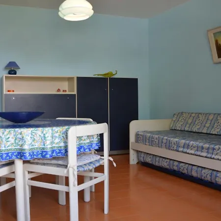 Bright Close To Ponente - Beahost