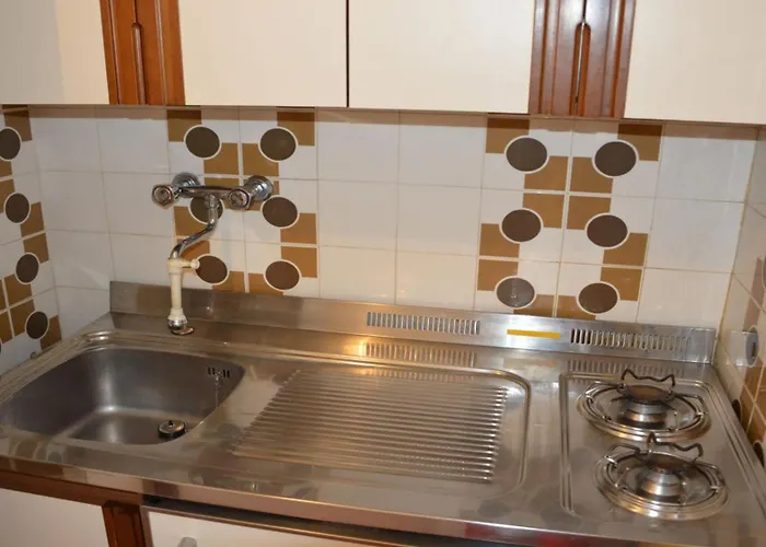 Apartamento Bright Near The Sea In