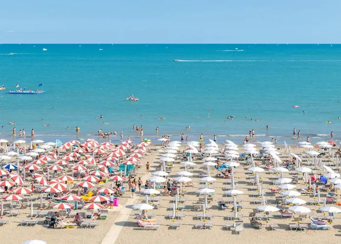 Apartamento Bright Near The Sea In *